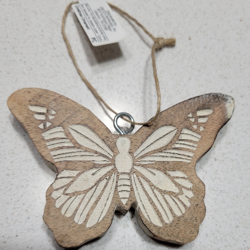 Farmhouse Wood Butterfly Ornament Deco NEW